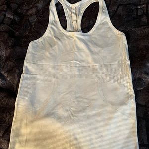 Womens EUC Lululemon Swiftly Tech Racerback Tank Top White Size 6